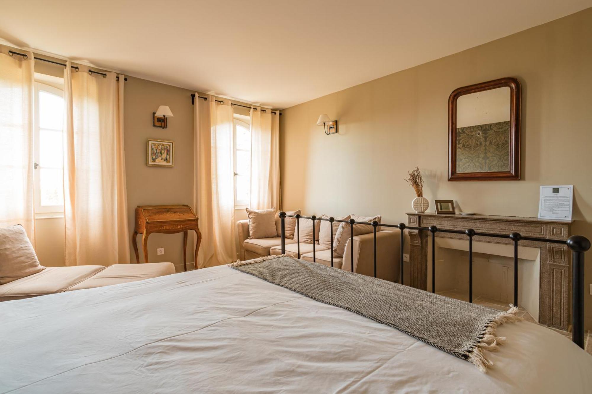 Chateau Montplaisir Charming B&B In Provence Valréas Buitenkant foto